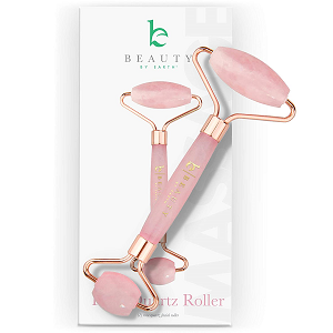face roller review rose quartz roller by Beauty by Earth